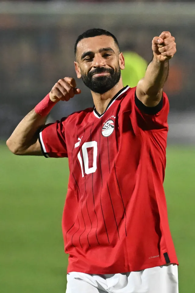 epa11655155 mohamed salah egypt celebrates 940115855