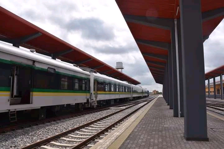 PHOTOS: President Muhammadu Buhari Names Railway Station After Former President, Goodluck Jonathan | Daily Report Nigeria