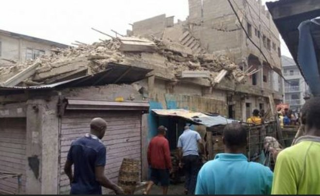 Many Feared Dead As Three-Storey Building Collapses In Abia | Daily Report Nigeria