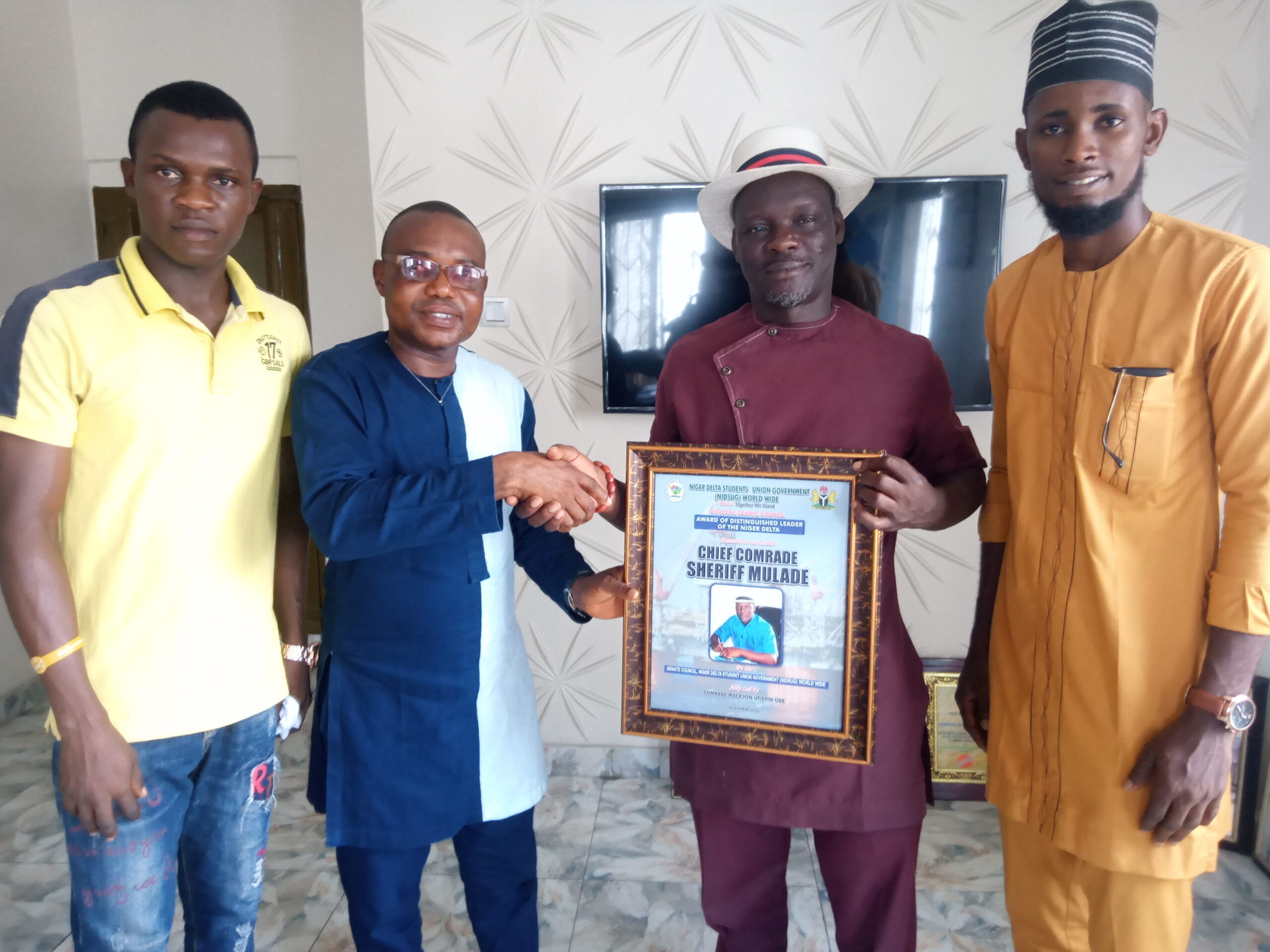 Exclusive: NIDSUG Bestows Distinguished Leader of The Niger Delta Award on Mulade | Daily Report Nigeria