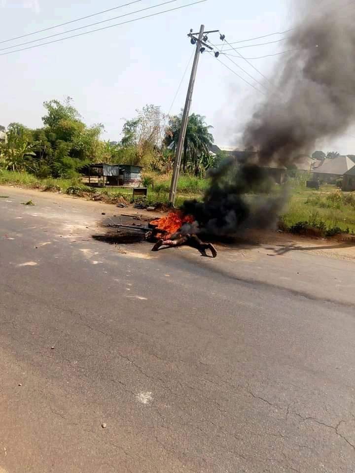 Motorcycle Thief Set Ablaze in Benue | Daily Report Nigeria