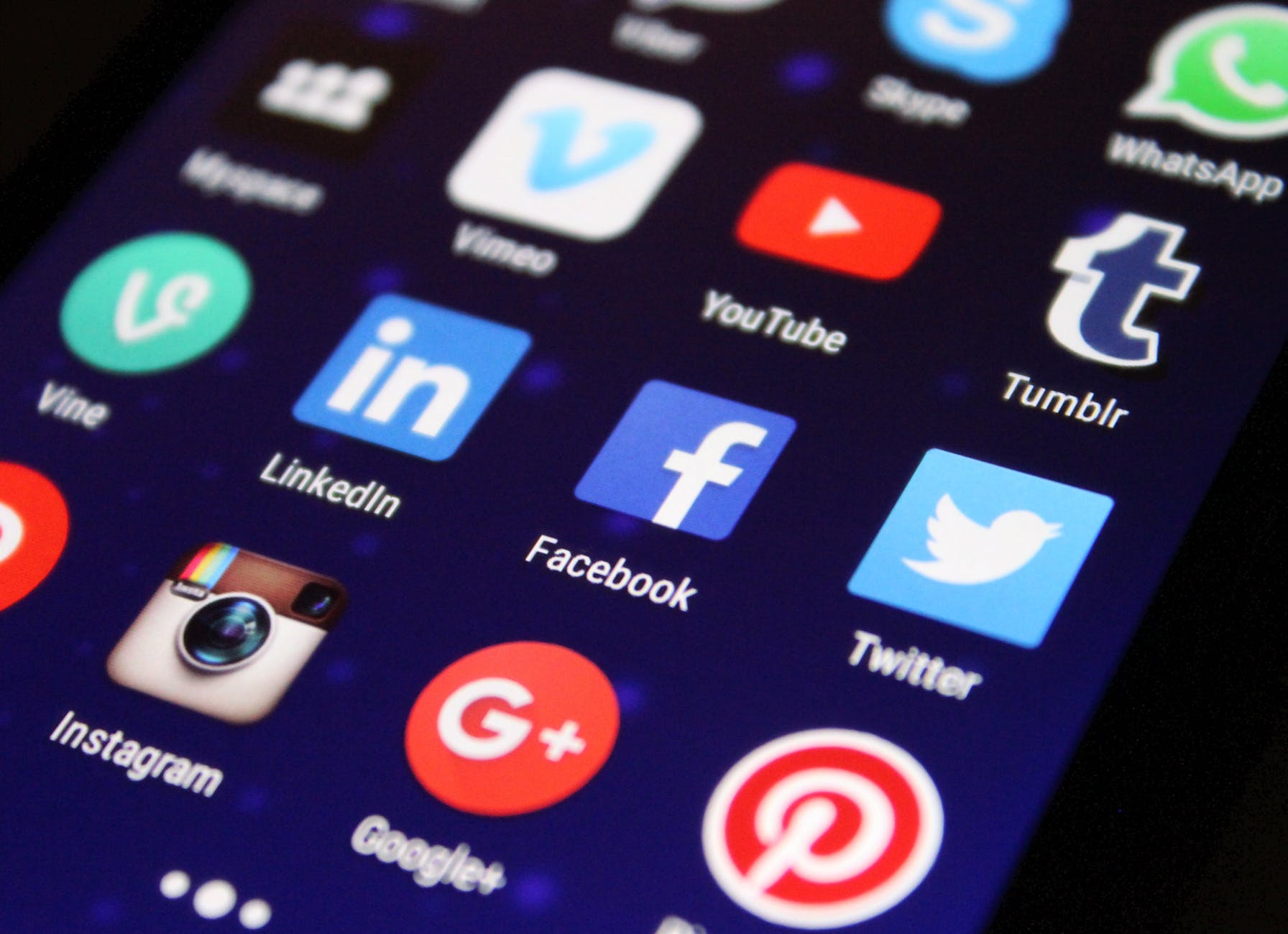 Social Media Regulation Begins in Northern Nigeria | Daily Report Nigeria