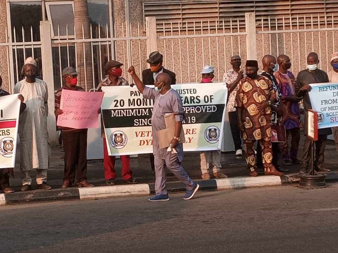 Retired Soldiers Protest In Abuja over Pension Arrears | Daily Report Nigeria