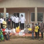 ‘Seadogs’ Pyrates Confraternity Donates Food Items To Street Children | Daily Report Nigeria