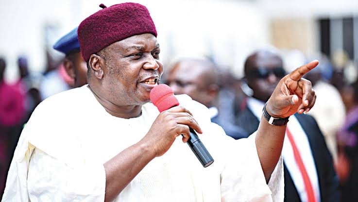 Taraba Governor Laments FG’s Failure On Security, Calls For State Policing | Daily Report Nigeria