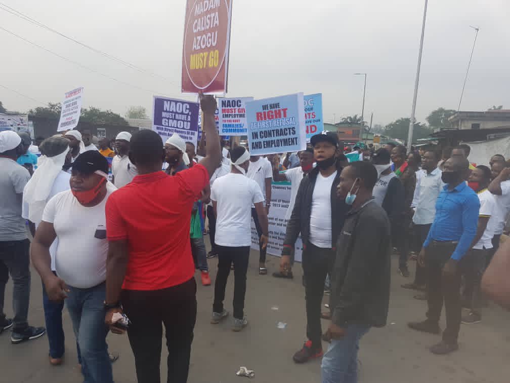 Breaking: Ijaw Youths, Host Communities Barricade Agip Office in Port Harcourt | Daily Report Nigeria