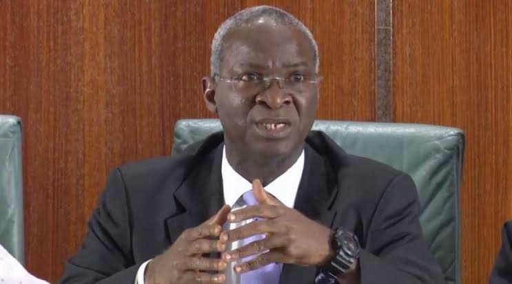 Fashola Declares when Enugu-PH expressway will be completed | Daily Report Nigeria