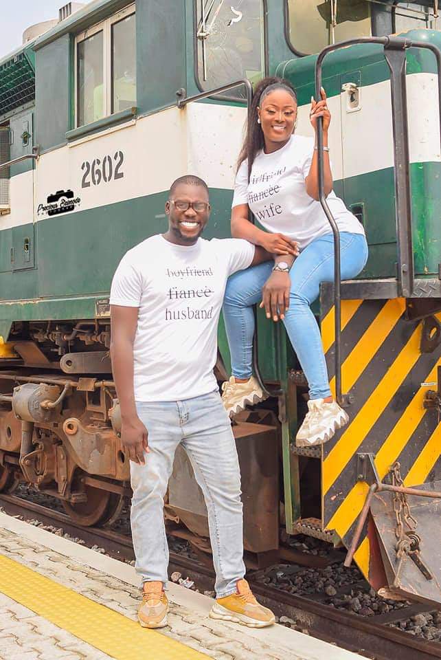 Heart Melting Pre-wedding Photos of Delta Couple Sets Social Media on Fire | Daily Report Nigeria