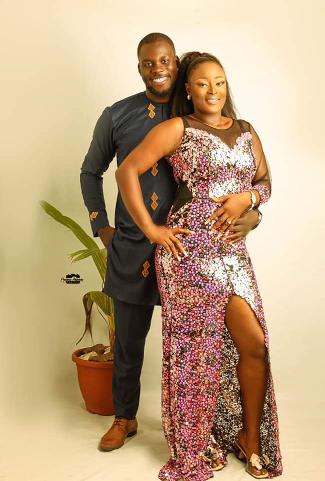 Heart Melting Pre-wedding Photos of Delta Couple Sets Social Media on Fire | Daily Report Nigeria