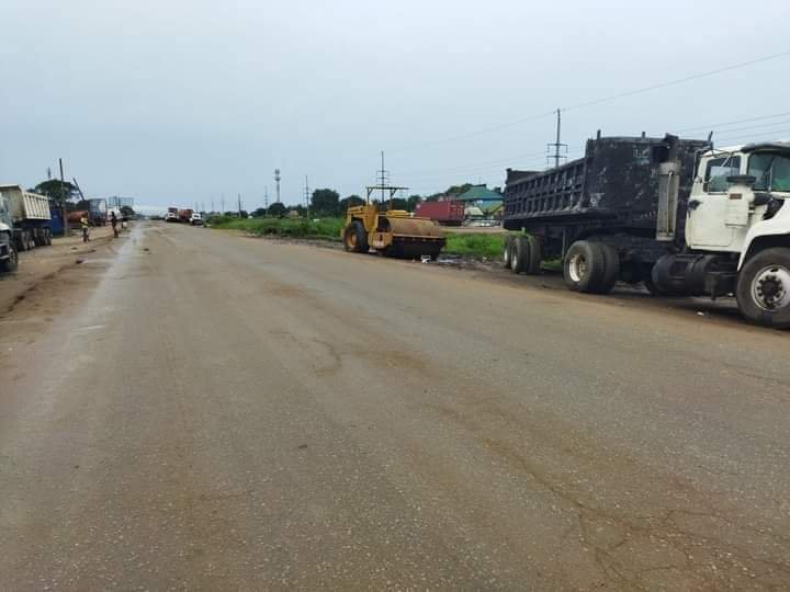 Photos: Shops, Banks, Schools Closed as Igbos Obey Sit-at-Home Order | Daily Report Nigeria