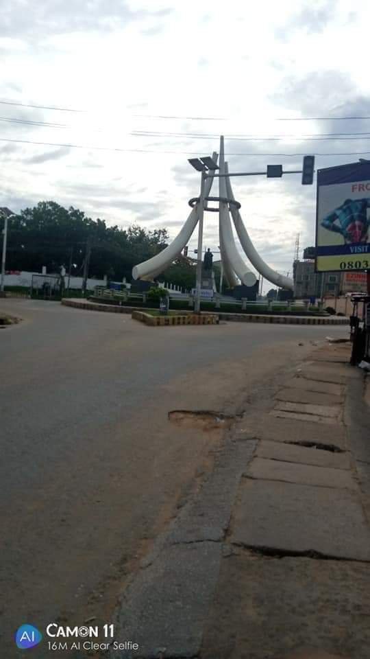 Photos: Shops, Banks, Schools Closed as Igbos Obey Sit-at-Home Order | Daily Report Nigeria