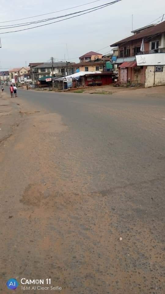 Photos: Shops, Banks, Schools Closed as Igbos Obey Sit-at-Home Order | Daily Report Nigeria