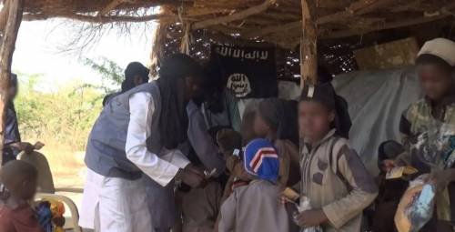 Photos: Boko Haram Distributes Ramadan Package | Daily Report Nigeria