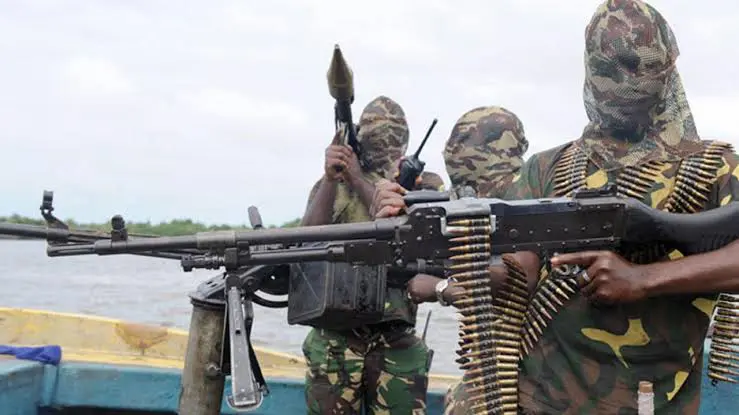 Niger Delta Avengers Return With Operation Humble, Promises to Cripple Nigeria Economy | Daily Report Nigeria