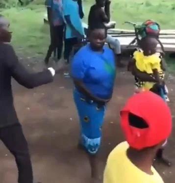 Video: Woman Fights Pastor For Trying to Lay Hands on Her | Daily Report Nigeria