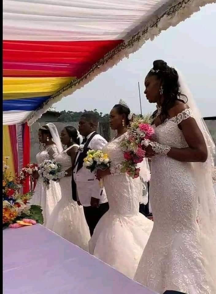 Man Marries Four Women at The Same Time [Photos] | Daily Report Nigeria