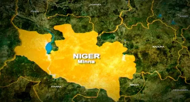 Body of Day-Old Baby Found Hanging on Barbed Wire Fence in Niger | Daily Report Nigeria