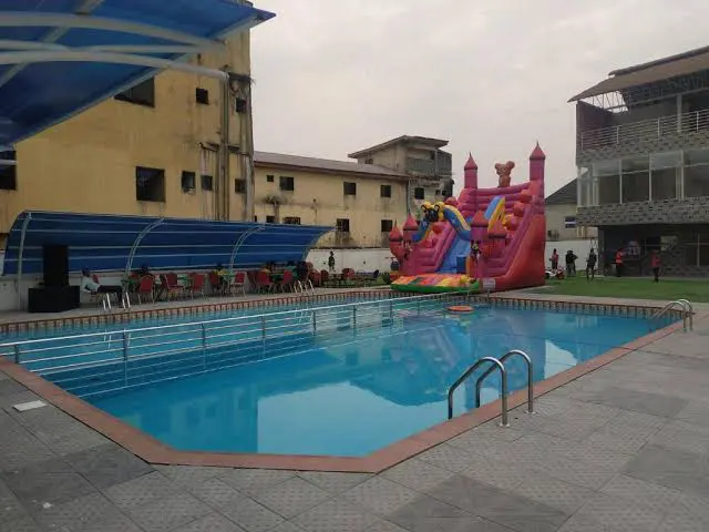 14-Year-Old Girl Drowns in Pool Inside Manuex Place Hotel in Delta | Daily Report Nigeria