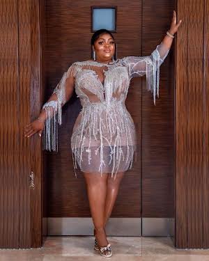 "I'm neither 44 nor 40 years old" - Actress Eniola Badmus Debunks Claims that She is 44-years-old | Daily Report Nigeria