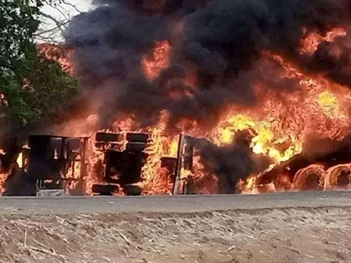 Two Dead,Vehicles, Shops Razed in Tanker Explosion in Niger | Daily Report Nigeria