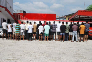 EFCC Arrest 40 Internet Fraudsters in Port Harcourt | Daily Report Nigeria