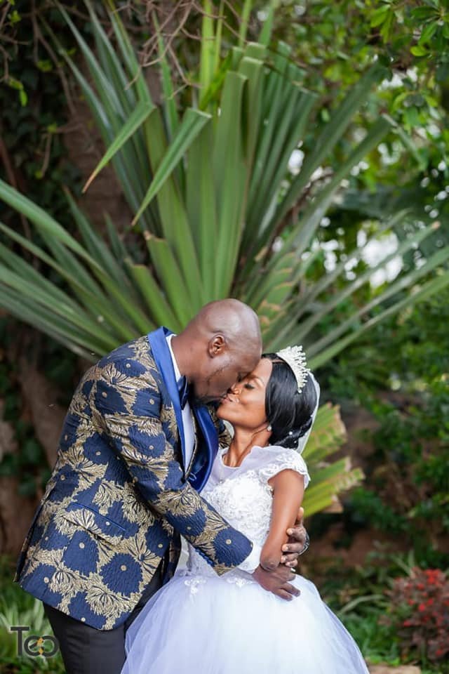 Woman Born Without Limbs Shares Photos Wedding [Photos} | Daily Report Nigeria