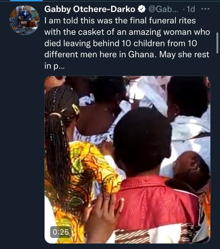 Woman Who Died Leaving Behind 10 Kids From Different Fathers Buried in Penis Shaped Coffin | Daily Report Nigeria