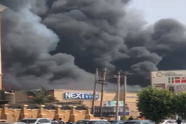 Peter Obi's NEXT Cash and Carry Supermarket on Fire in Abuja | Daily Report Nigeria