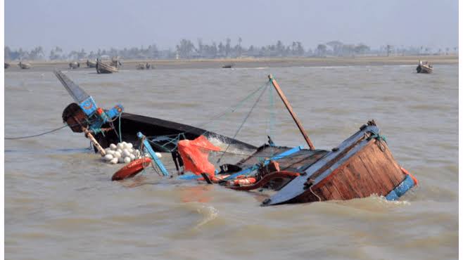 Man, 2 Wives, Son, and 3 Others Die in Boat Accident | Daily Report Nigeria