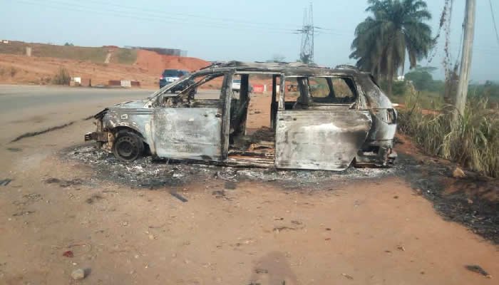 Gunmen Attack Checkpoint, Kill Two Policemen in Anambra | Daily Report Nigeria