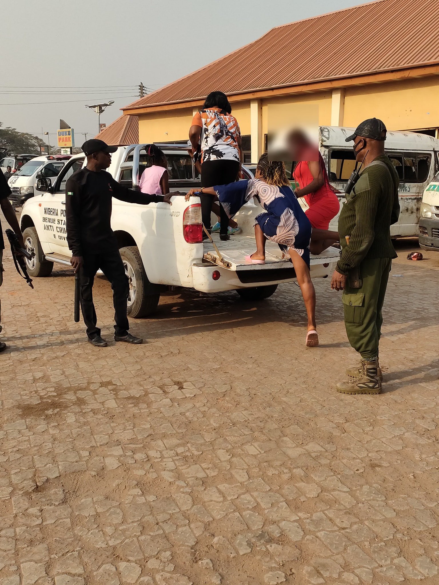 Suspected Female Human Trafficker Caught in Benue | Daily Report Nigeria