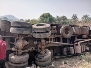 One Dead, Several Injured as Truck Looses Control in Ondo | Daily Report Nigeria