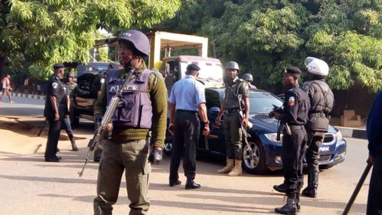 Imo: Police Lose Two Officers in Gun Duel With Suspected IPOB Members | Daily Report Nigeria