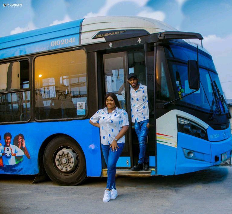 Couple Take Pre-Wedding Photoshoot on BRT Bus | Daily Report Nigeria