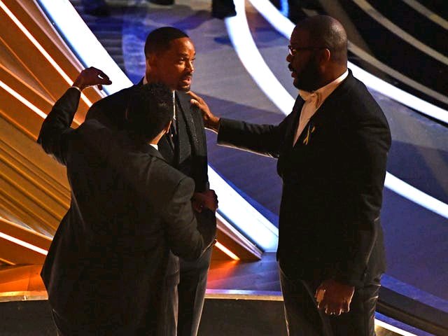 Denzel Washington, Tyler Perry, Bradley Cooper Comfort Will Smith after He Slapped Chris Rock | Daily Report Nigeria