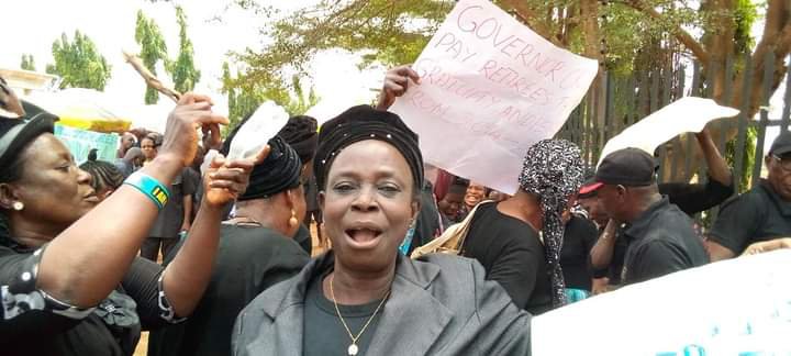 Retirees Protest Non-payment of Benefits in Delta | Daily Report Nigeria