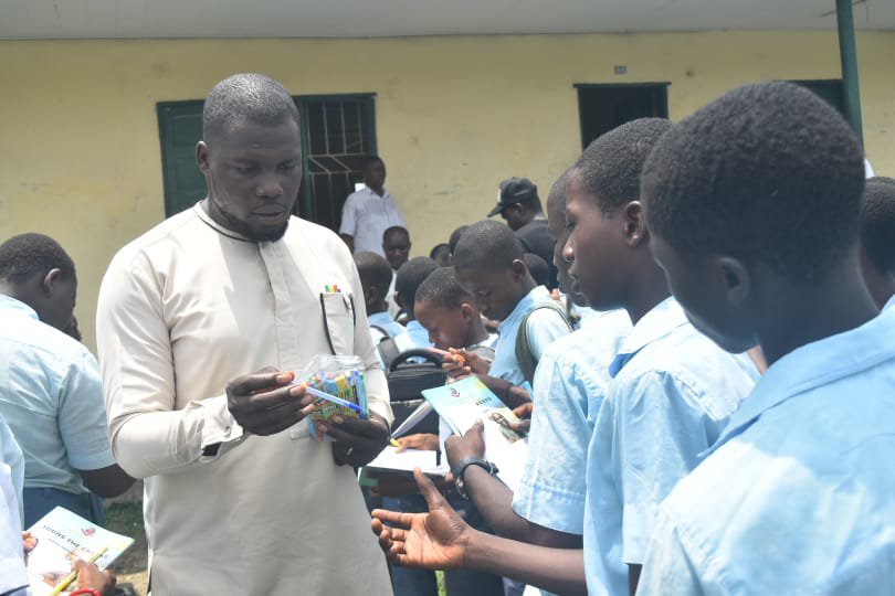 Miss Asaba, SAF Distribute Writing Materials to Schools in Delta Communities | Daily Report Nigeria