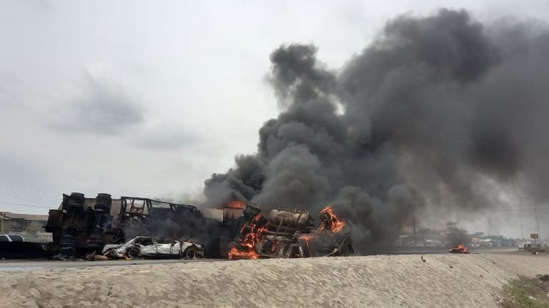 BREAKING: Diesel Tanker Explodes on Lagos-Ibadan Expressway | Daily Report Nigeria