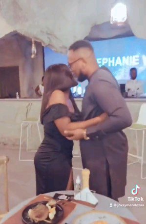 Man Proposes to Girlfriend While Sitting Down | Daily Report Nigeria