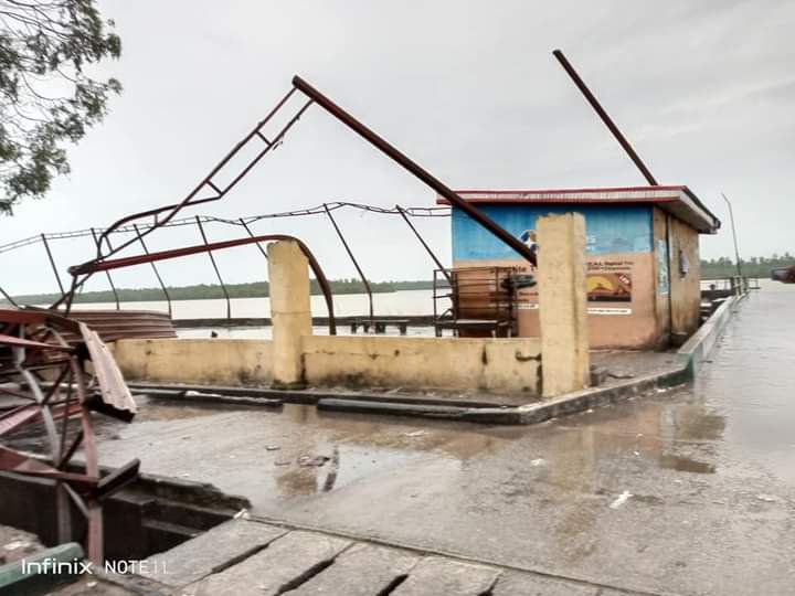 Storm Wrecks Newly Built Burutu Police Area Command, Pavilion in Delta | Daily Report Nigeria