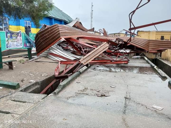 Storm Wrecks Newly Built Burutu Police Area Command, Pavilion in Delta | Daily Report Nigeria