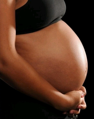 Lady Gets Pregnant Again in Final Year after Her Parents Forgave Her in 100 level | Daily Report Nigeria