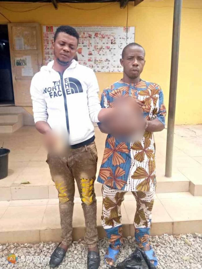 Two Suspected Ritualist Caught With Fresh Human Head And Hands In Kwara | Daily Report Nigeria