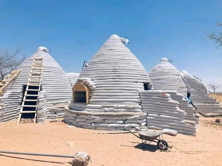 Chadian Youths Build Maternity Wards With Sand-filled Bags | Daily Report Nigeria