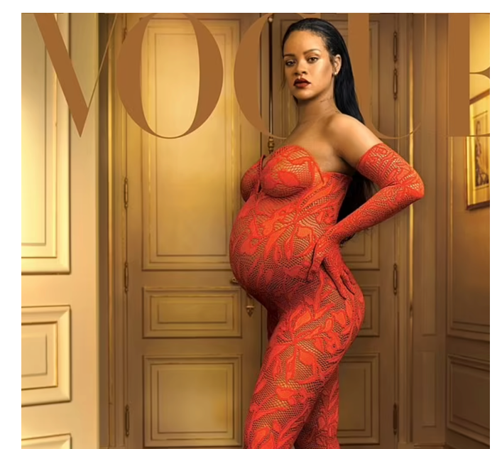 Rihanna Receives Marble Statue Of Her Pregnancy Shoot | Daily Report Nigeria