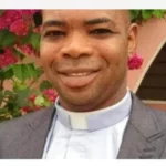 BREAKING: Youths Set Ablaze Abductors, Killers Of Edo Catholic Priest | Daily Report Nigeria