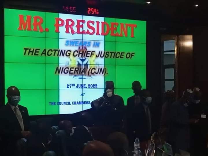 BREAKING: President Buhari Swears-in Justice Ariwoola as CJN | Daily Report Nigeria