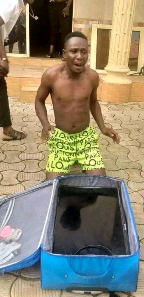 Guest Caught Leaving With Hotel’s Plasma TV In His Box | Daily Report Nigeria