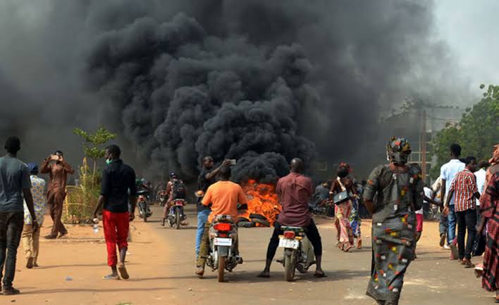 BREAKING: Again, Terrorists Kill 20, Kidnap 25 Women, Destroy Homes in Kaduna | Daily Report Nigeria