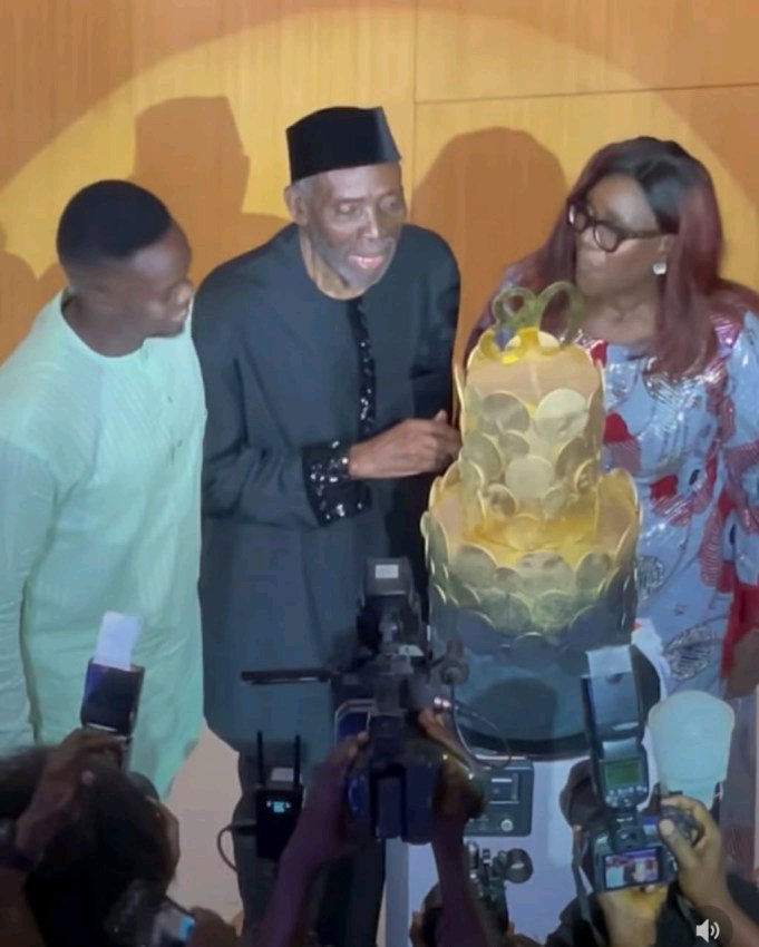 Veteran Actor, Olu Jacobs Officially Turns 80 | Daily Report Nigeria